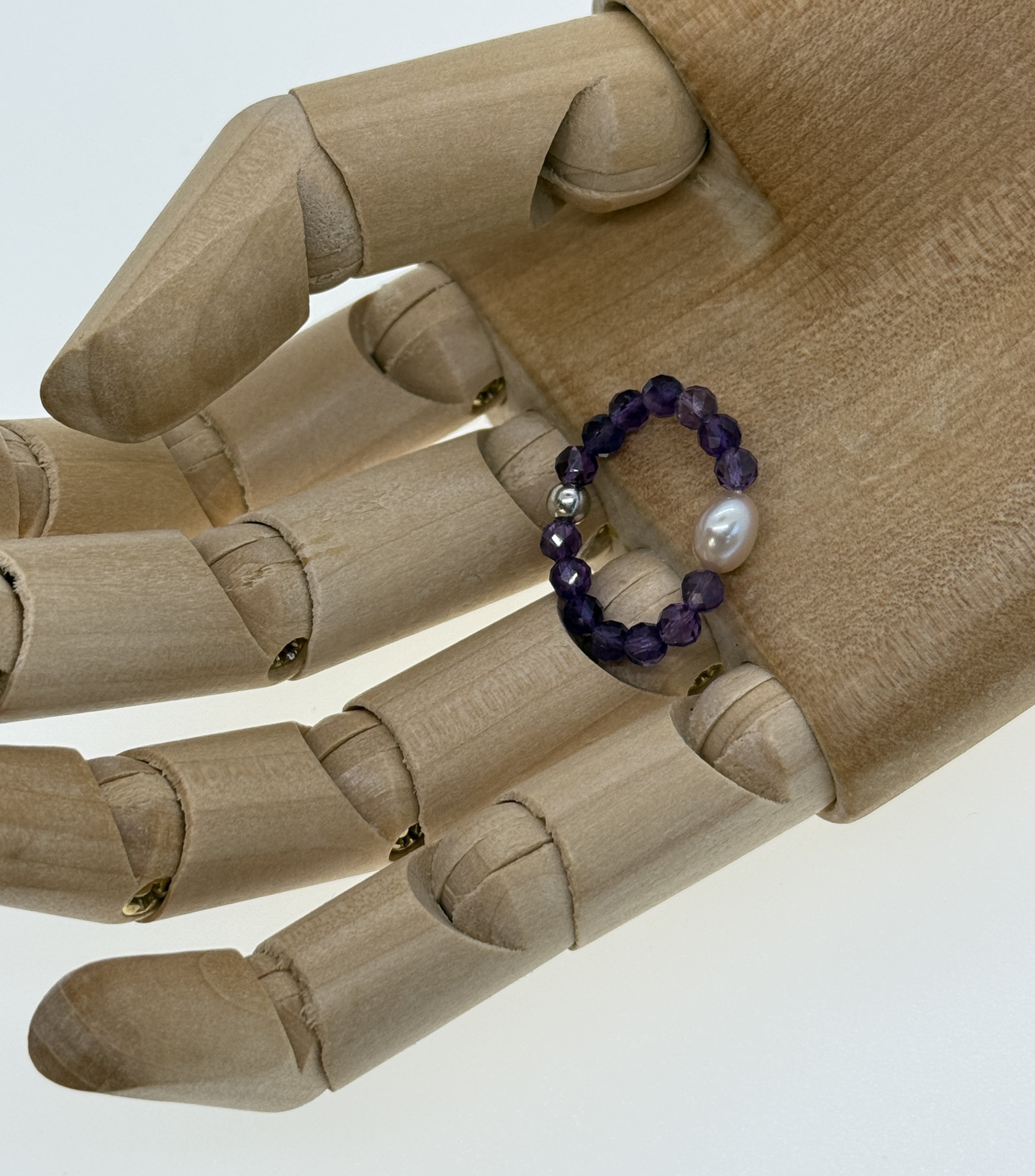 Amethyst, Süßwasserperle und Silberkugel