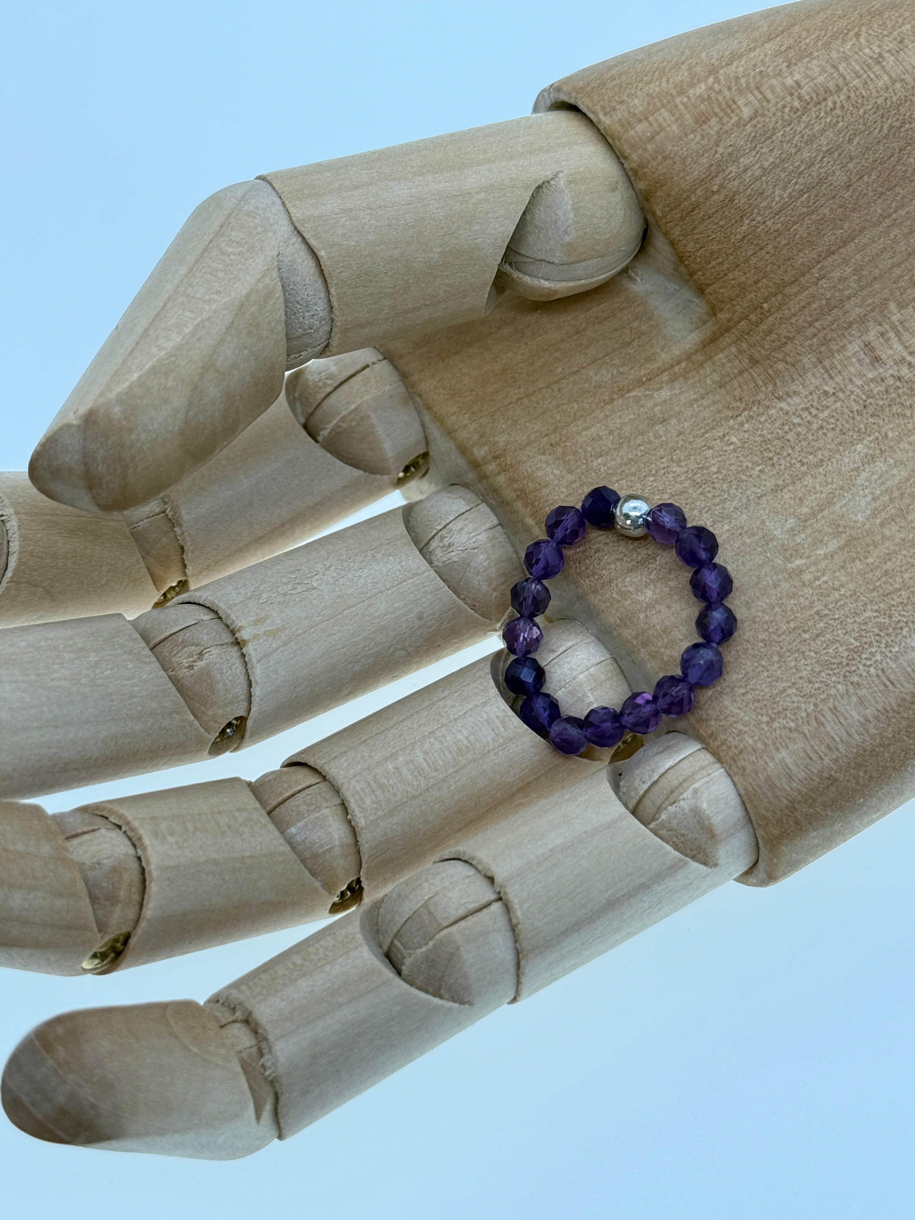 Facettierte, dunkle Amethystperlen