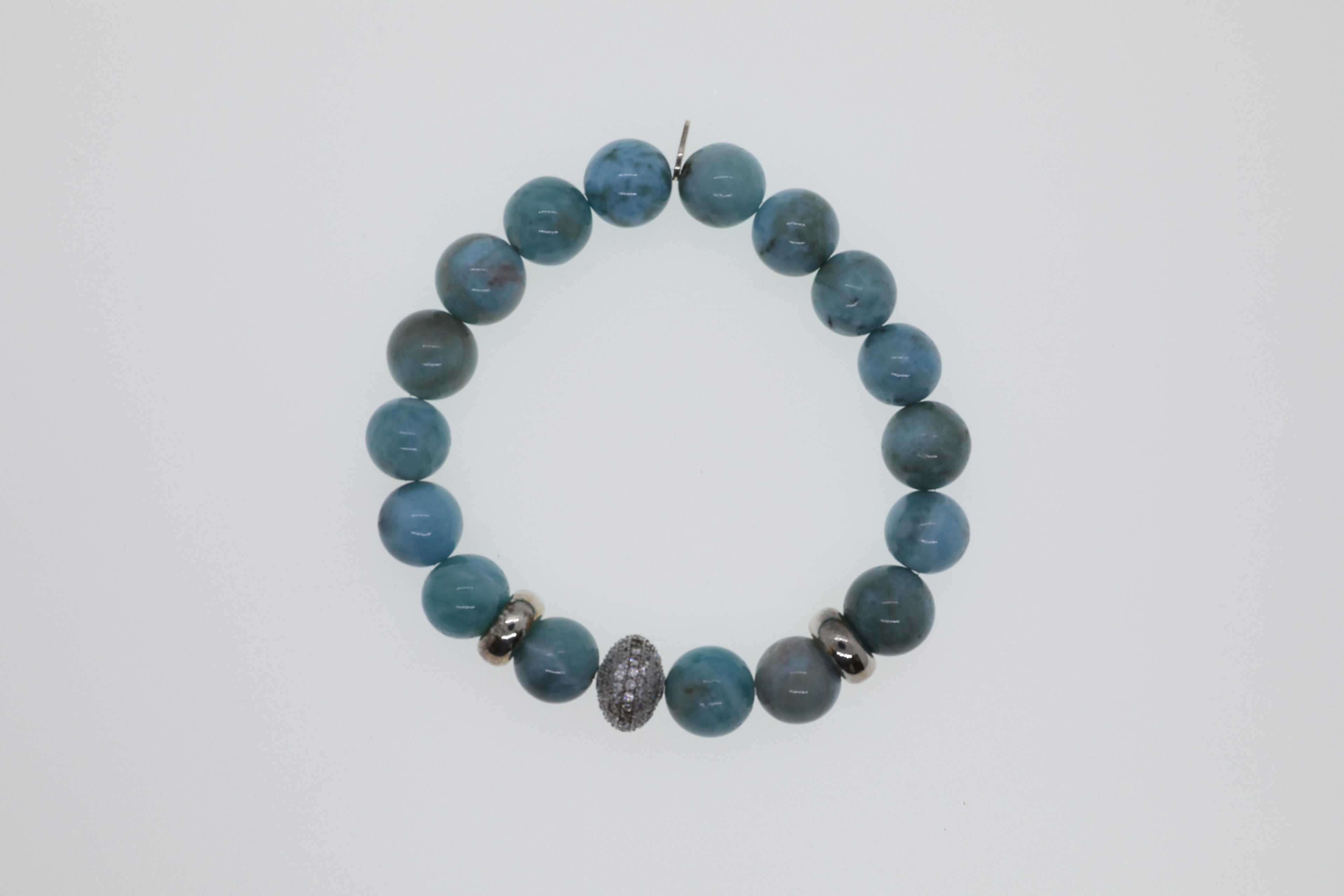 Larimar, rhodinierte Silberelemente und Zirkonia