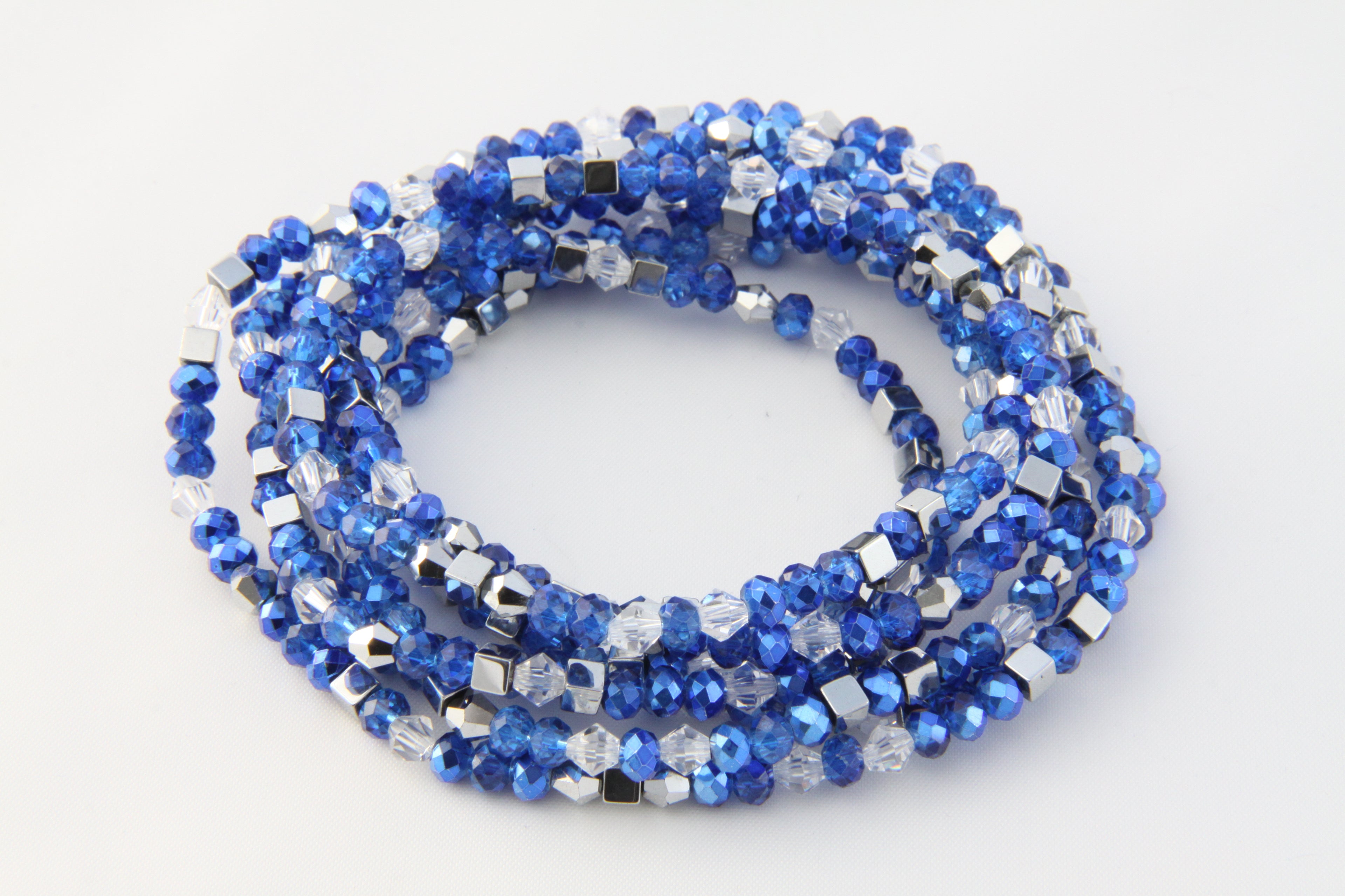 Armband oder Kette Königsblaue und silberne Glasperlen mit silberfarbenen Hämatiten