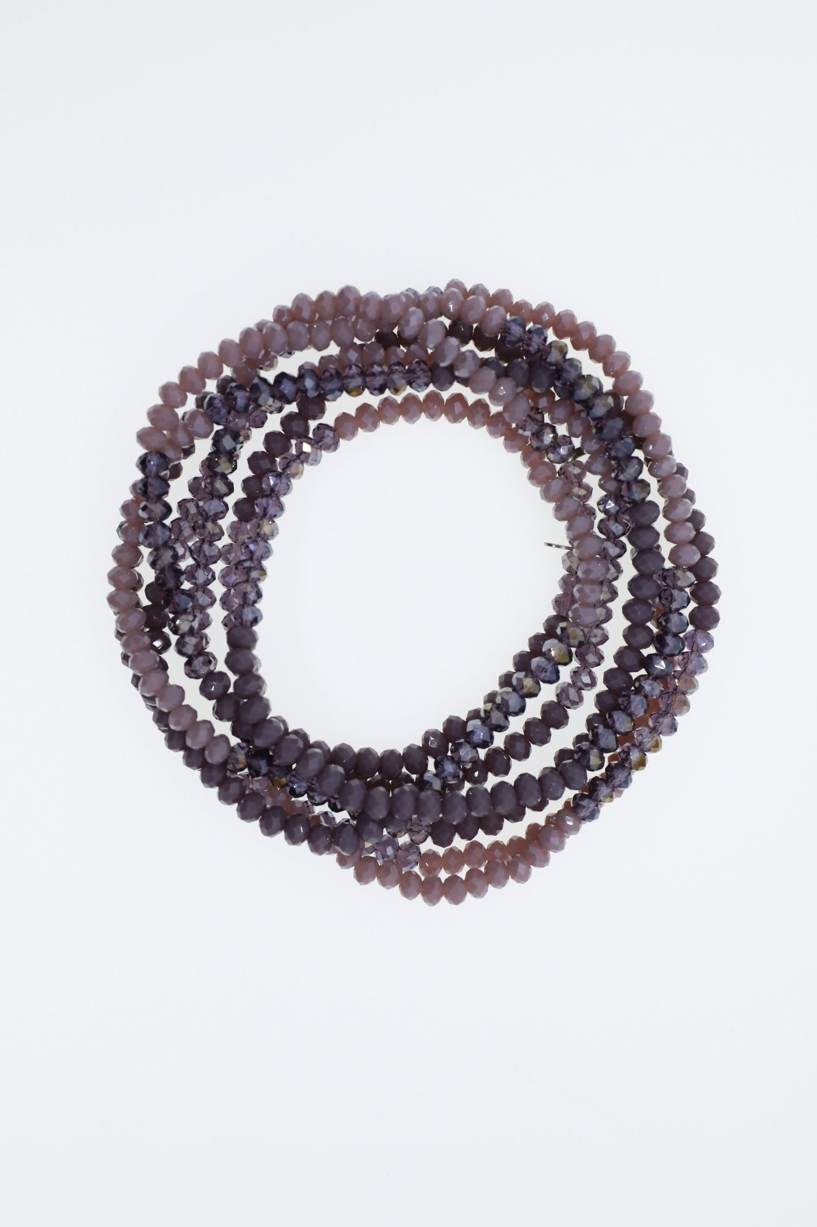 Armband oder Kette Verschieden lilafarbene Glasperlen