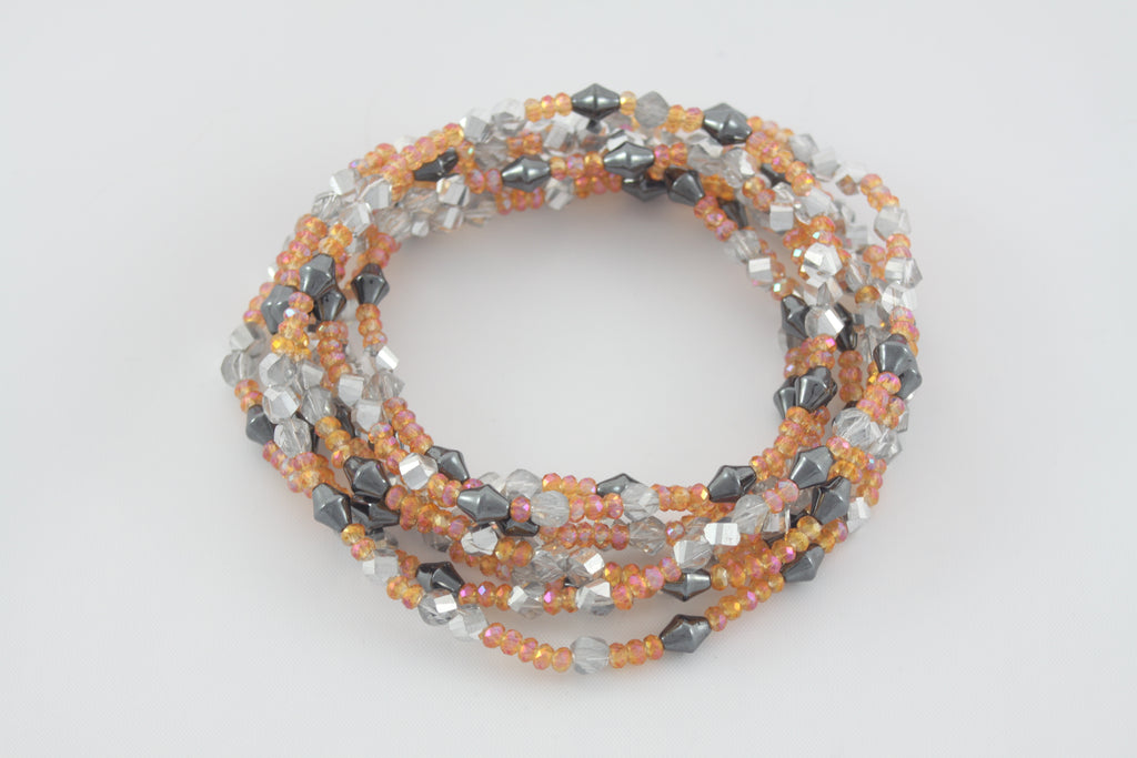 Armband oder Kette Orange- und silberfarbene Glasperlen mit Hämatit