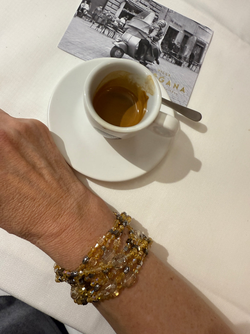 Armband oder Kette Gelbe und grau-braune Glasperlen, Hämatitwürfel