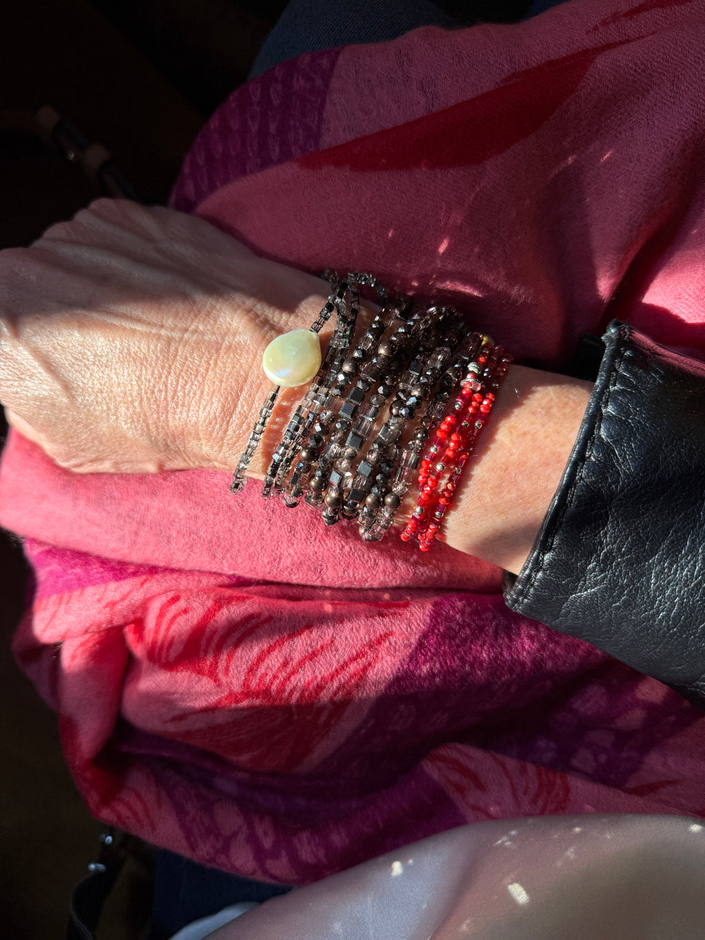 Armband oder Kette Dunkelbraune Hämatitkugeln und dunkelbraune Glasperlen