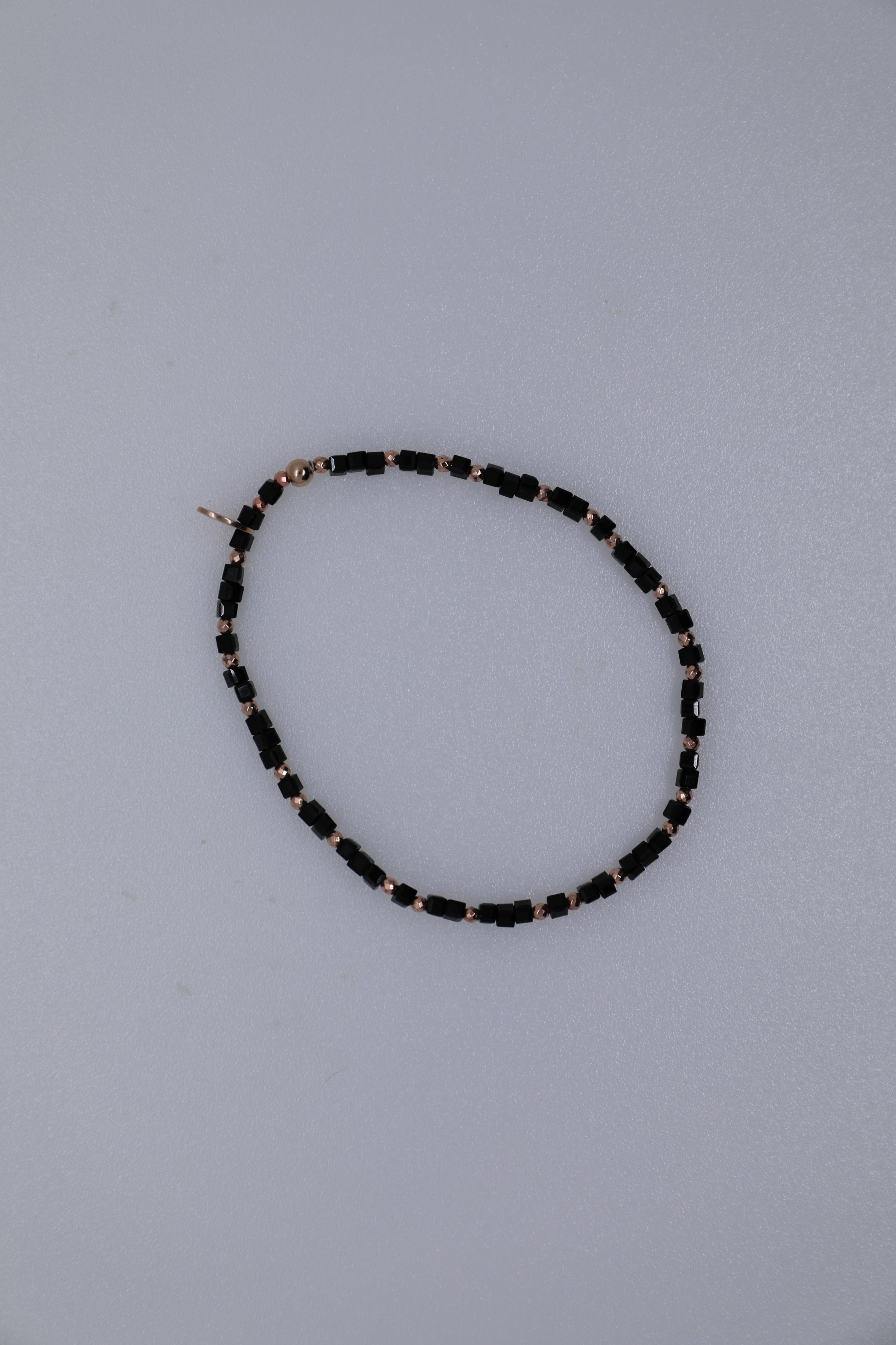 Armband oder Kette Schwarze Glasperlen mit rosé vergoldeten Silberkugeln